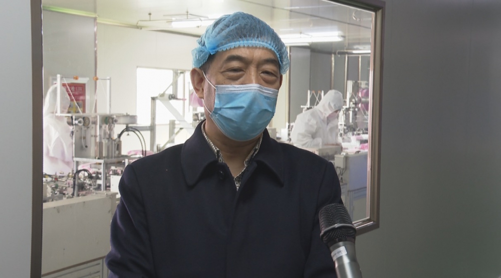 鄭州市醫(yī)用口罩日產能達230萬只。疫情就是命令，防控就是責任。